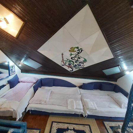 Guesthouse Bajka Vinci Camera foto