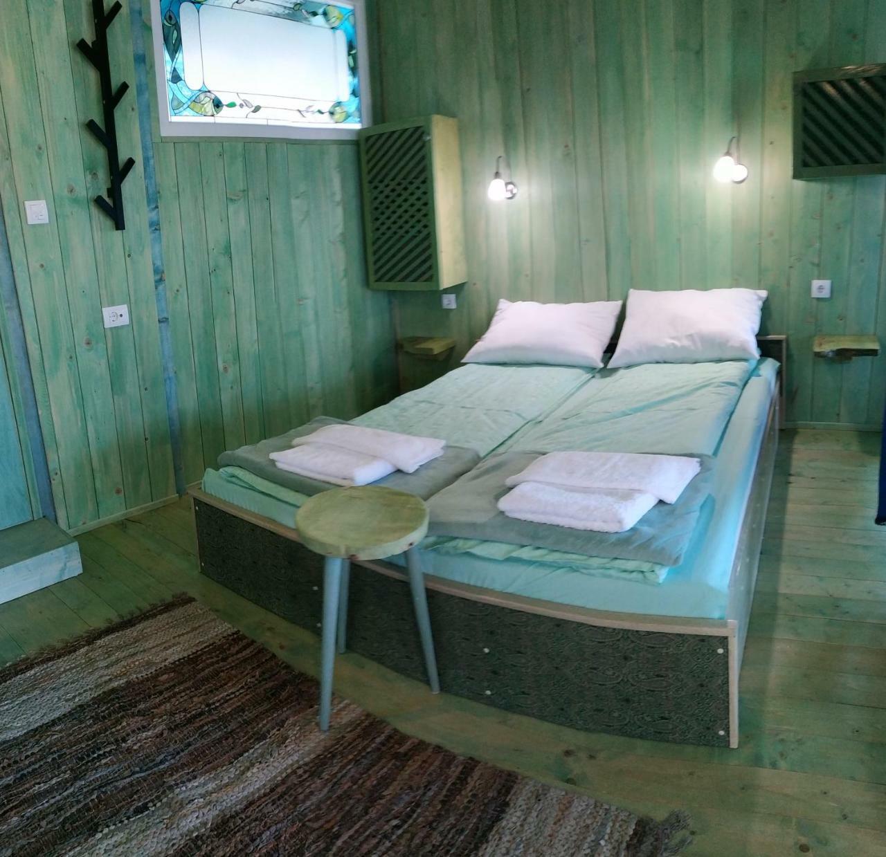 Guesthouse Bajka Vinci Esterno foto