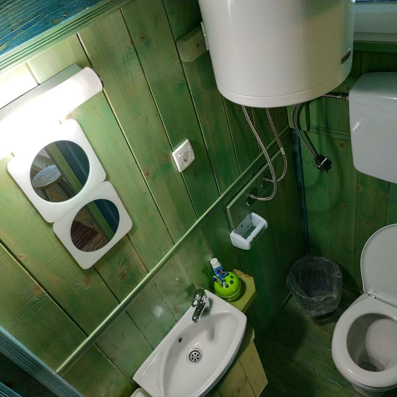 Guesthouse Bajka Vinci Esterno foto
